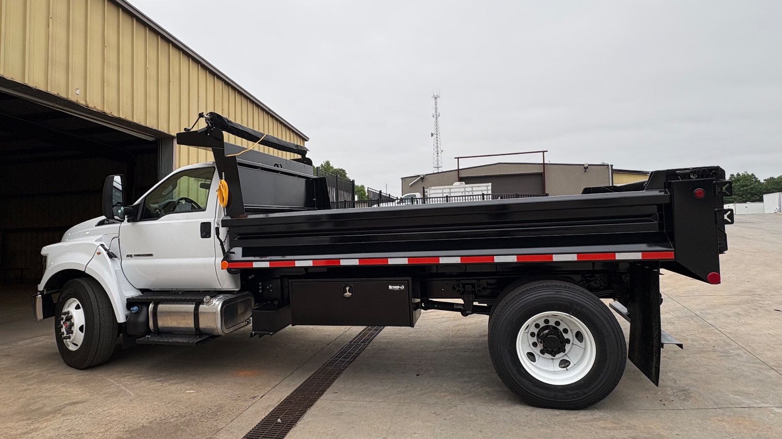 Tailgate Mechanism